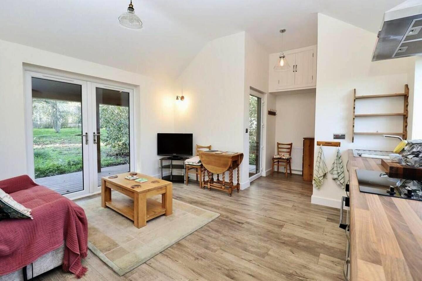 Orchard Lodge Stixwould Buitenkant foto